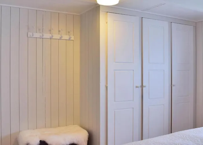 Semesterbostad Lovely In With Sauna Sondeled